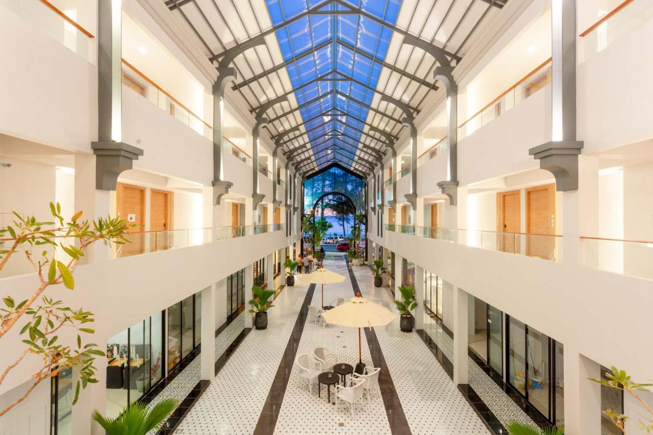Anona Beachfront Phuket Resort-Sha Extra Plus Patong Εξωτερικό φωτογραφία
